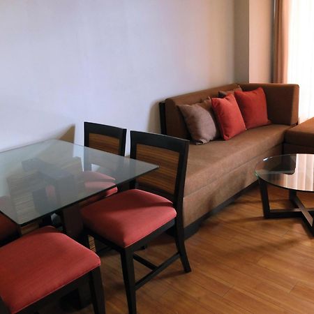 Soleste Suites Ciudad Quezon Exterior foto