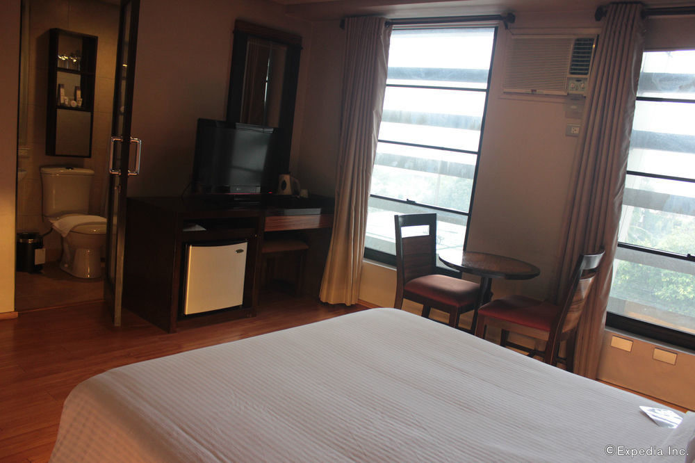 Soleste Suites Ciudad Quezon Exterior foto