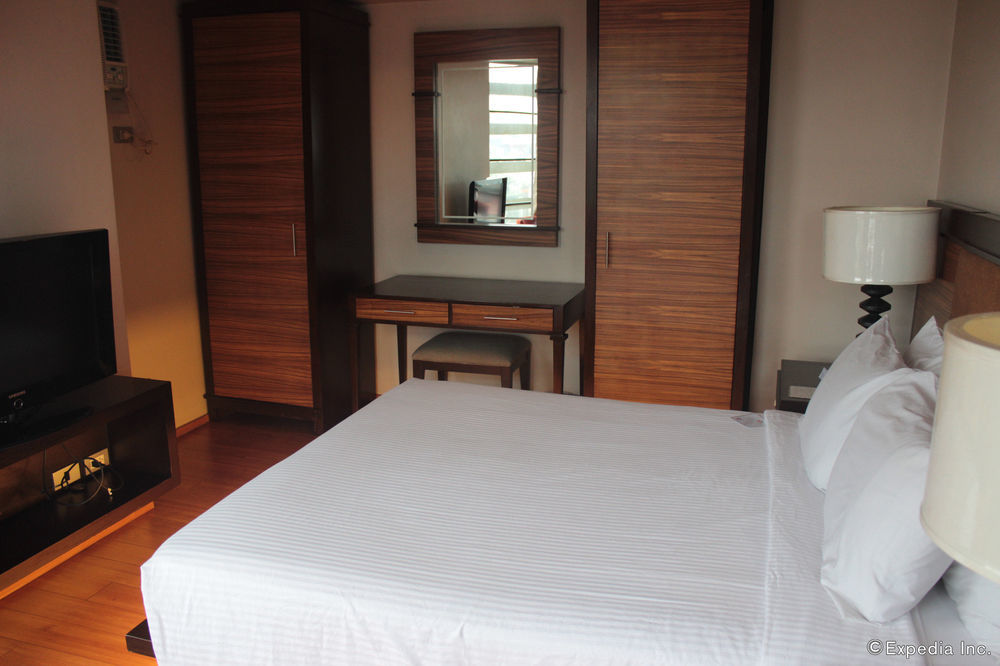 Soleste Suites Ciudad Quezon Exterior foto